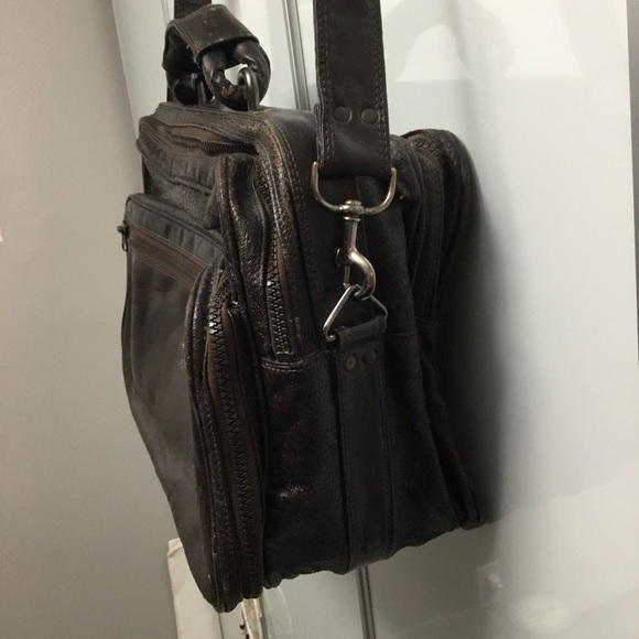 Genuine Leather Zippered Shoulder Messenger Bag - Picture 6 of 16